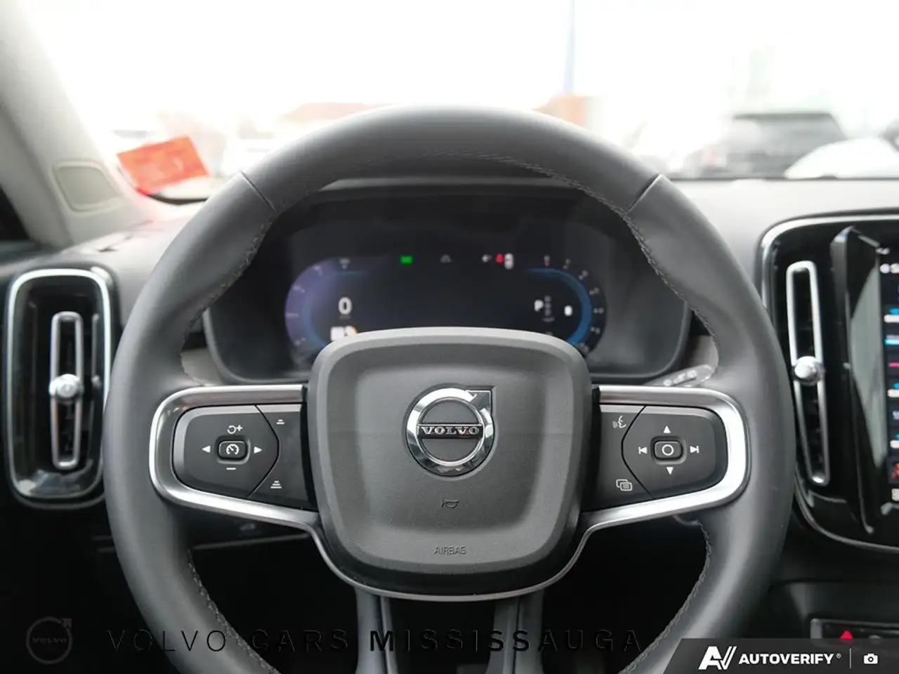 Volvo XC40 снимка Volvo XC40
