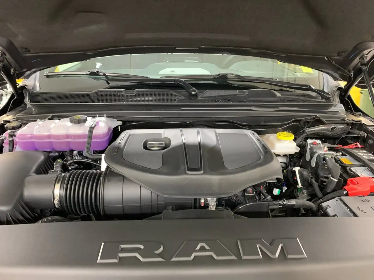RAM 1500 photo RAM 1500