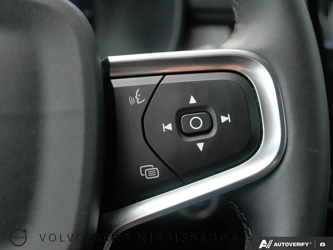 Volvo XC40 снимка Volvo XC40