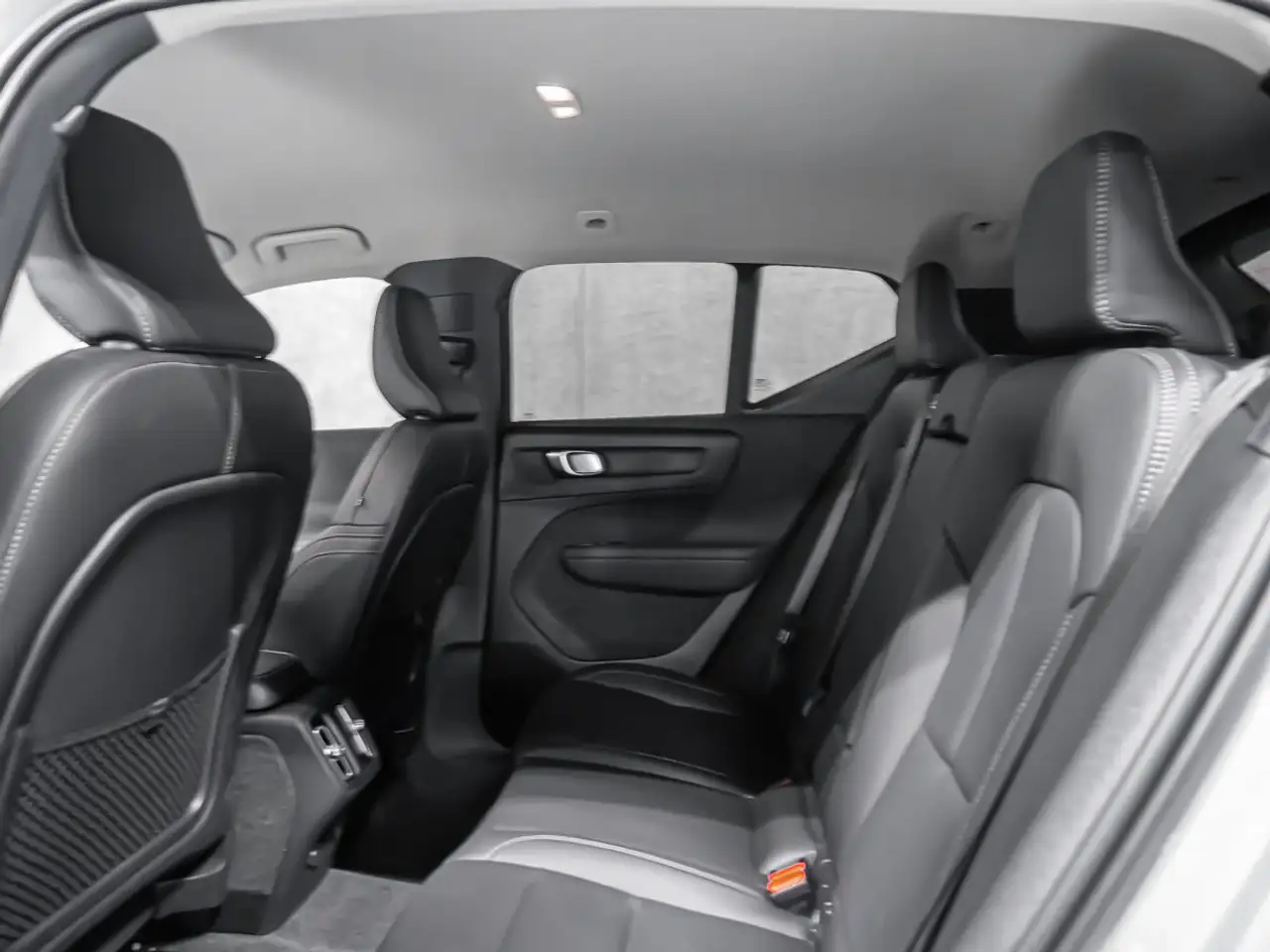 Volvo XC40 снимка Volvo XC40