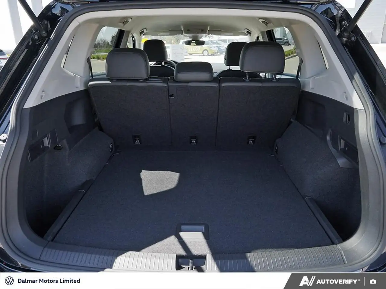 Volkswagen Tiguan снимка Volkswagen Tiguan