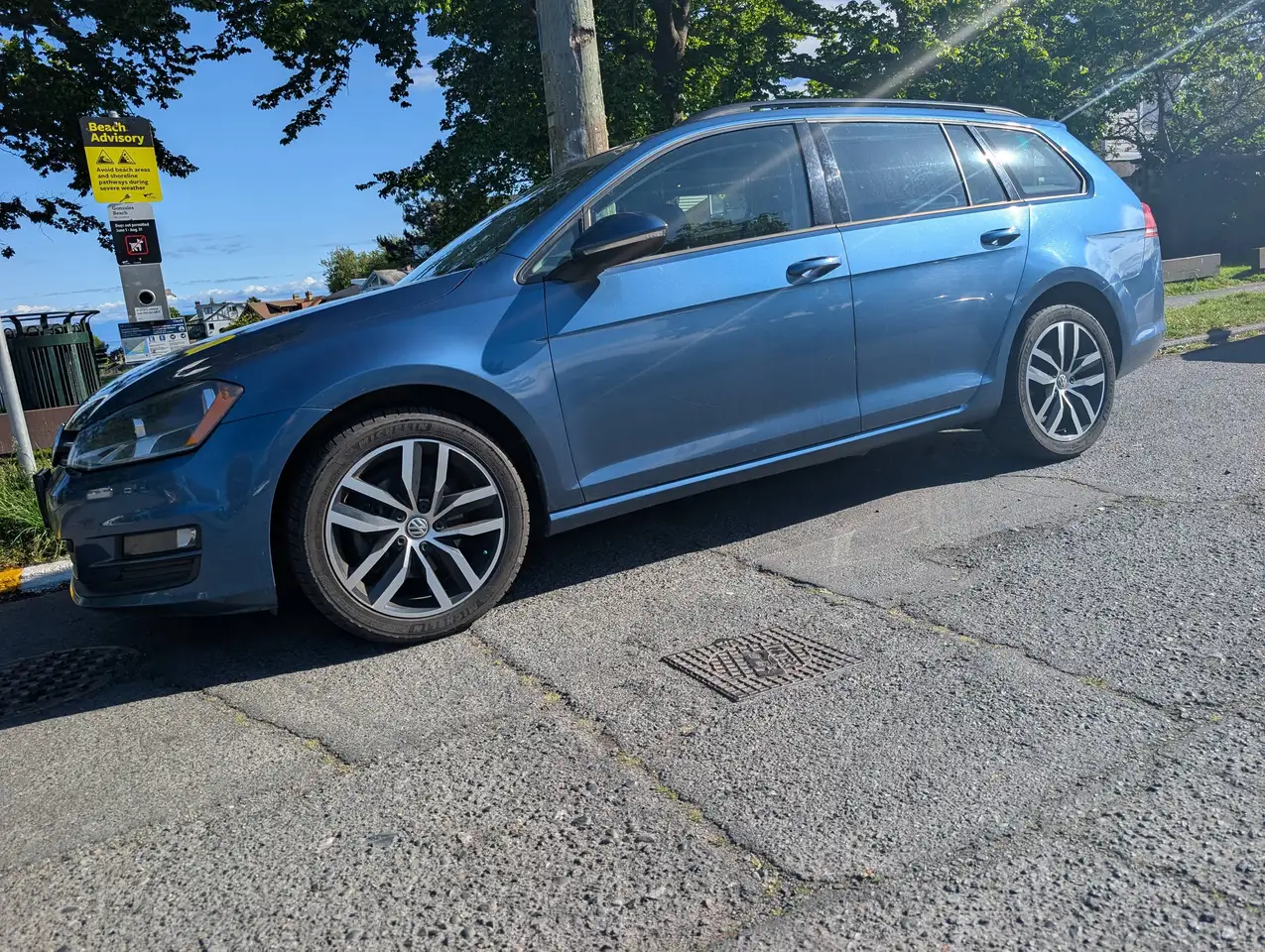 Volkswagen Golf photo Volkswagen Golf