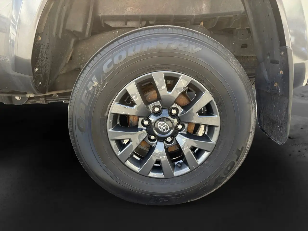Toyota Tacoma снимка Toyota Tacoma