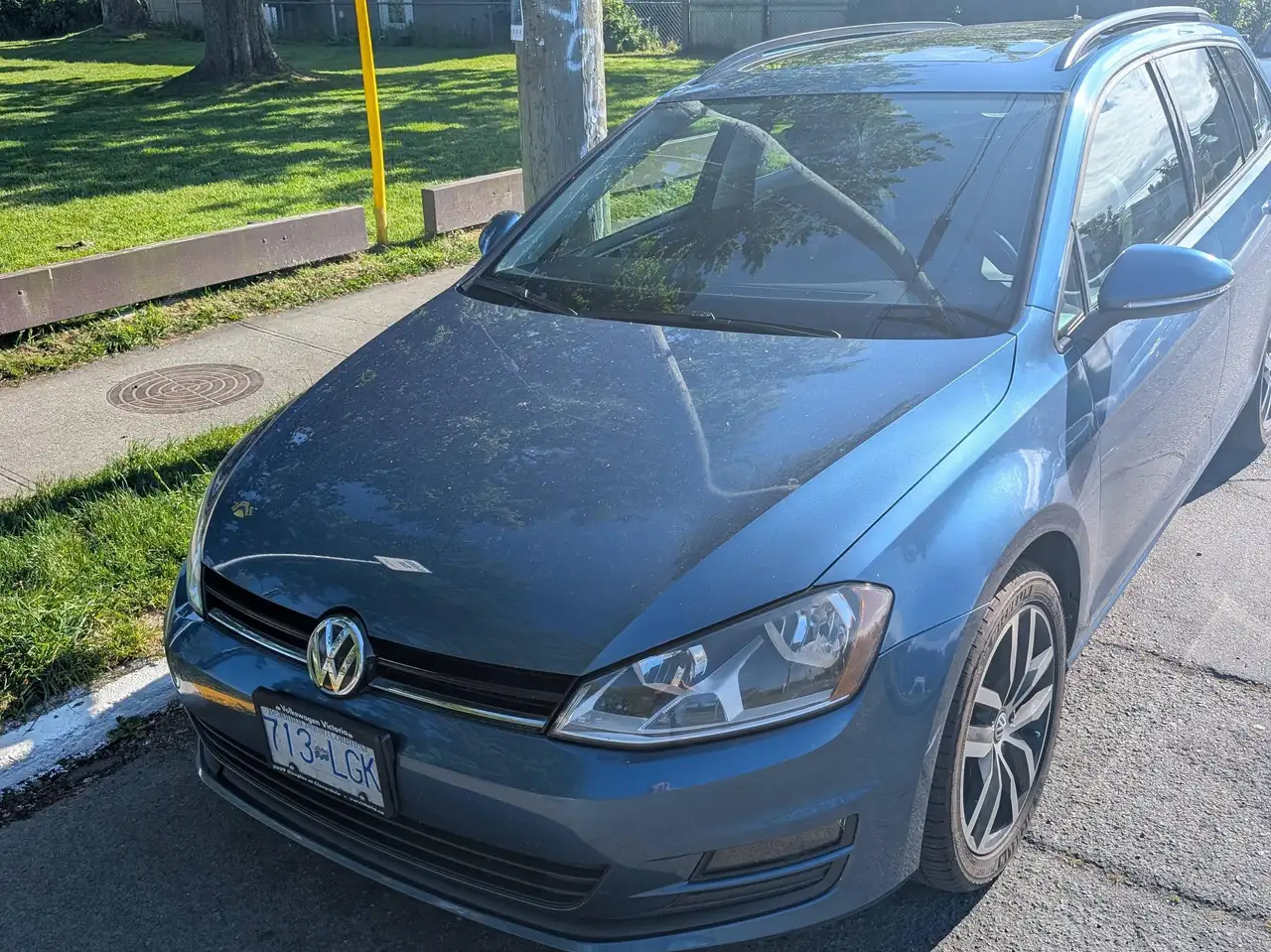 Volkswagen Golf photo Volkswagen Golf