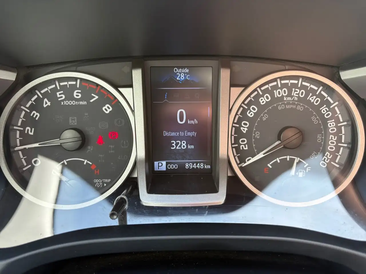 Toyota Tacoma снимка Toyota Tacoma