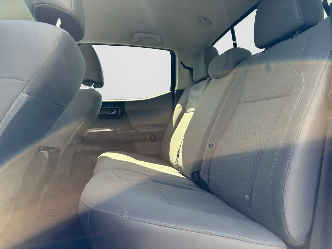 Toyota Tacoma снимка Toyota Tacoma