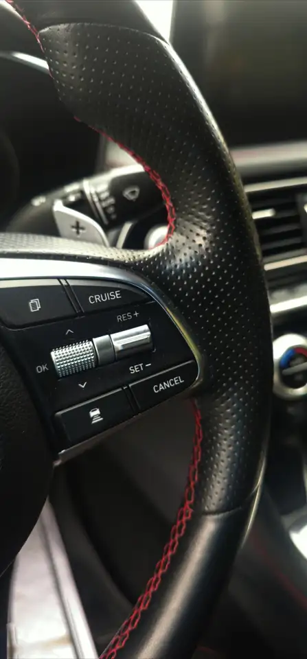 Genesis G70 снимка Genesis G70