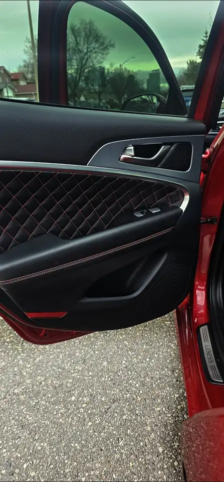 Genesis G70 снимка Genesis G70