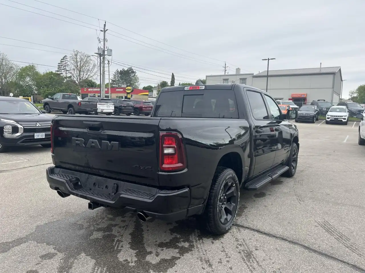 RAM 1500 снимка RAM 1500