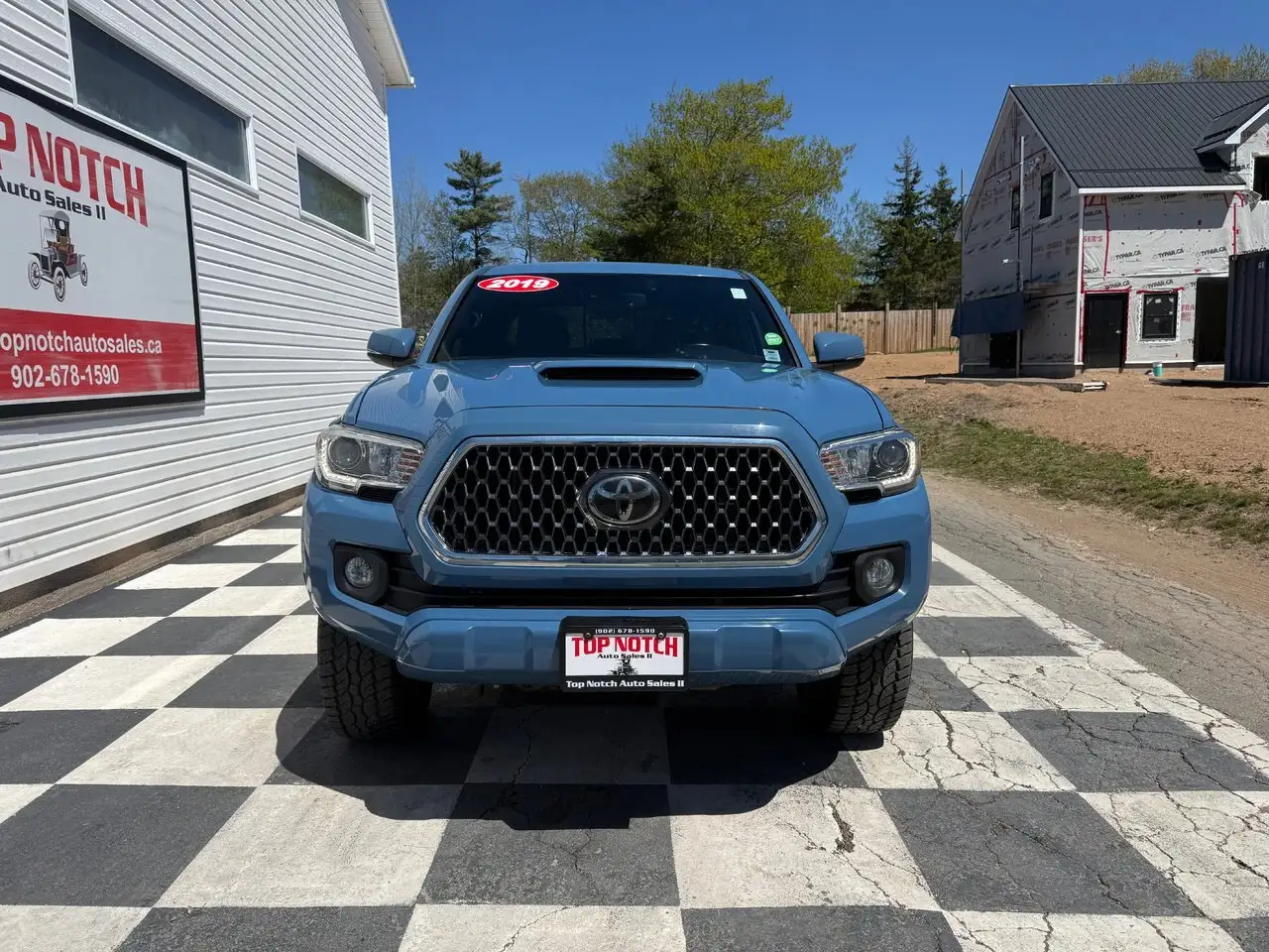 Toyota Tacoma снимка Toyota Tacoma