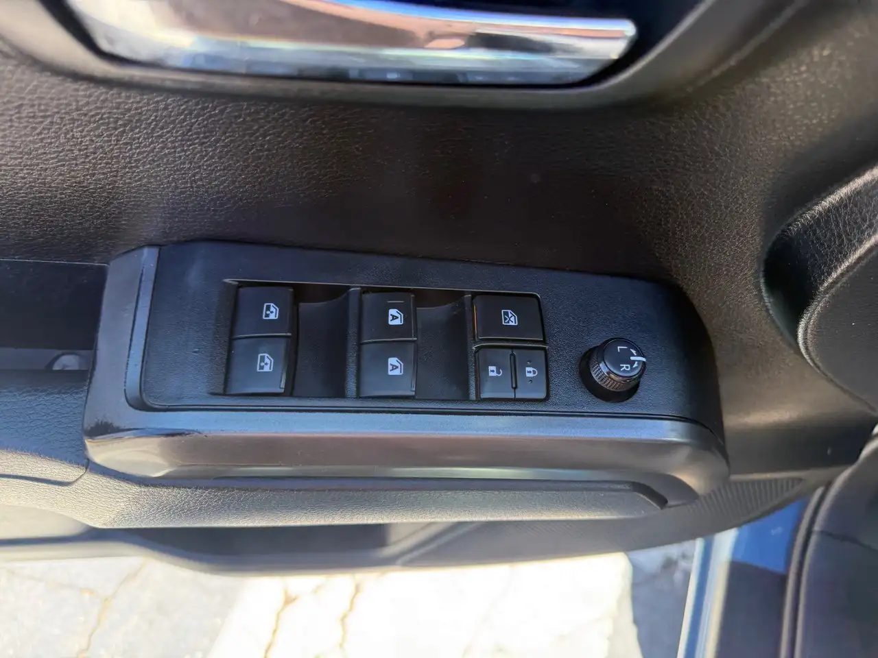 Toyota Tacoma снимка Toyota Tacoma