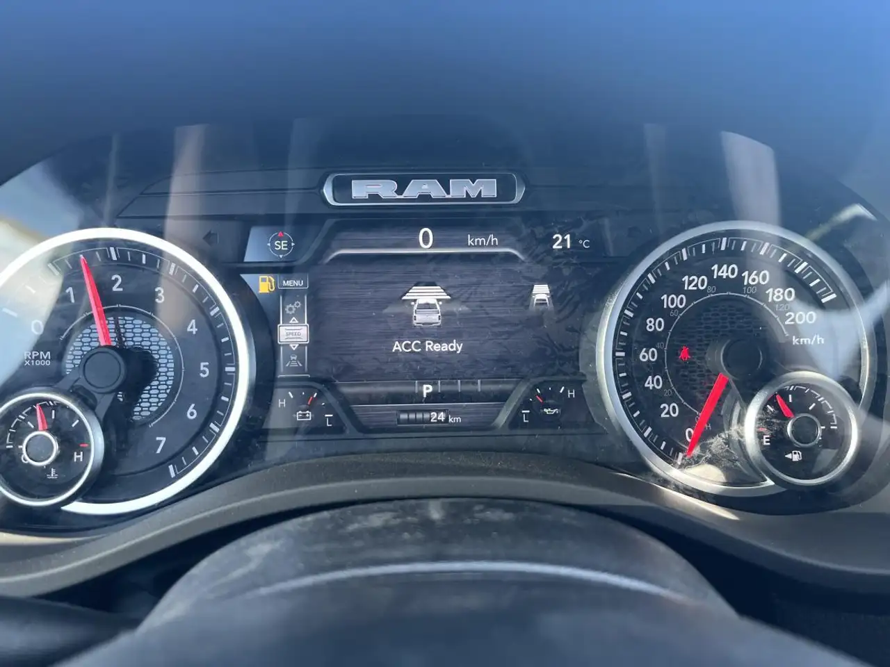 RAM 1500 снимка RAM 1500