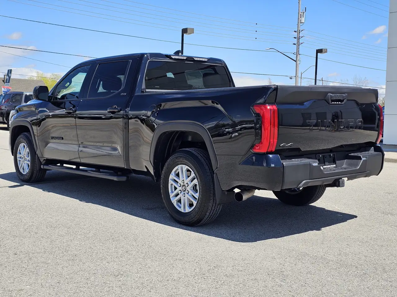 Toyota Tundra снимка Toyota Tundra