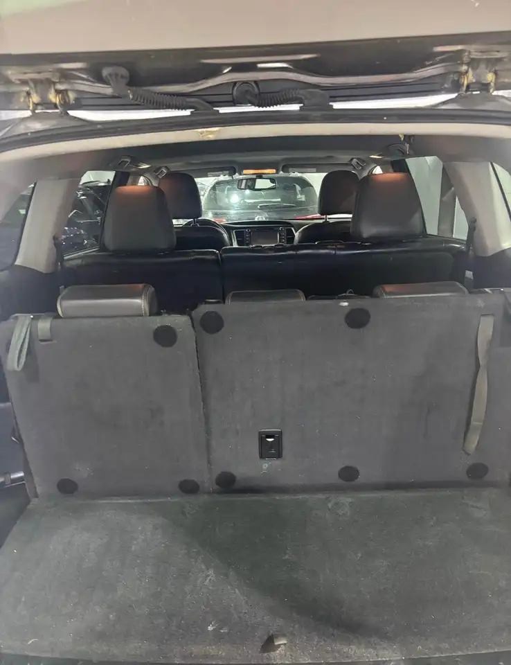 Toyota Highlander снимка Toyota Highlander