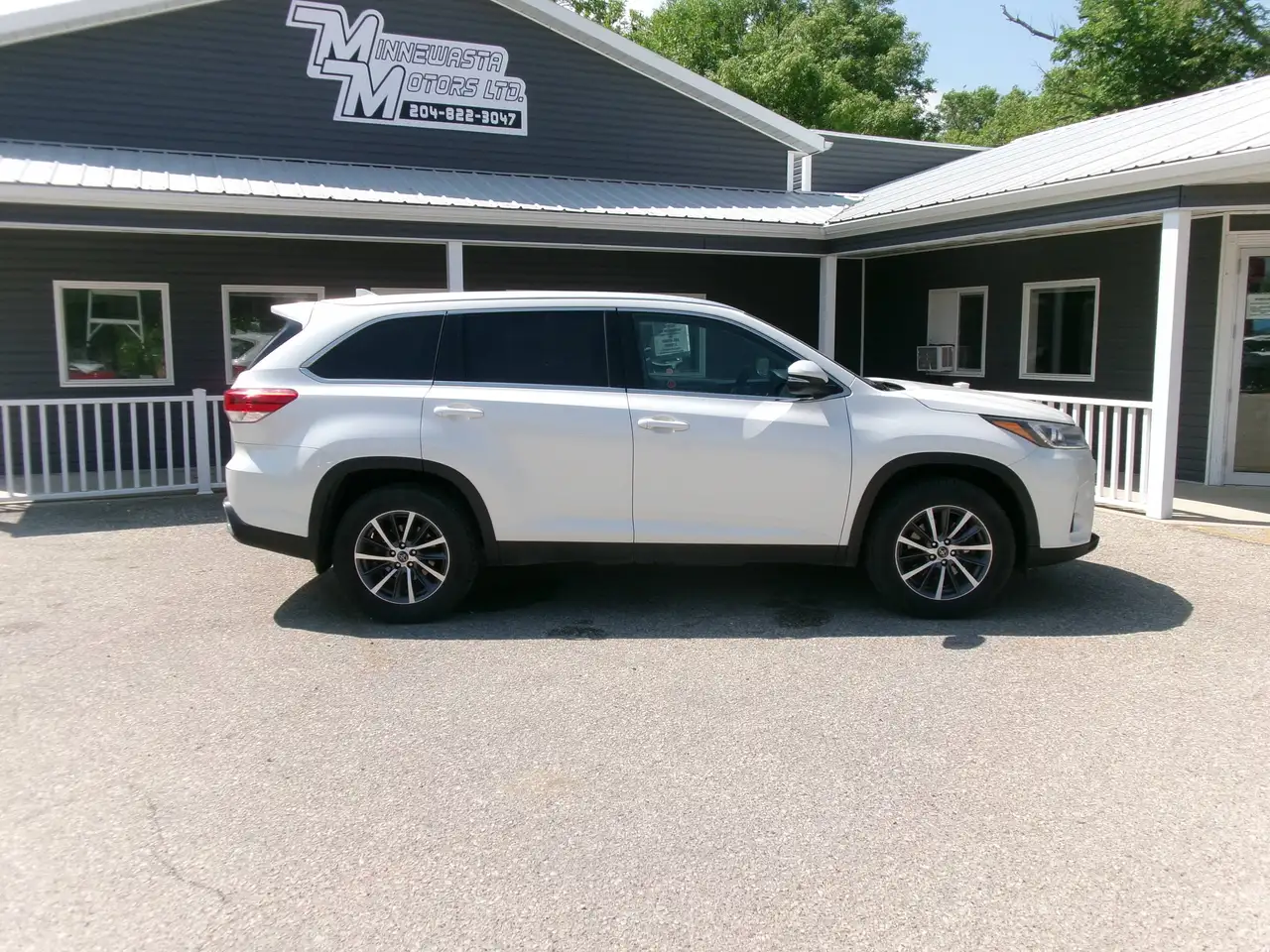 Toyota Highlander снимка Toyota Highlander
