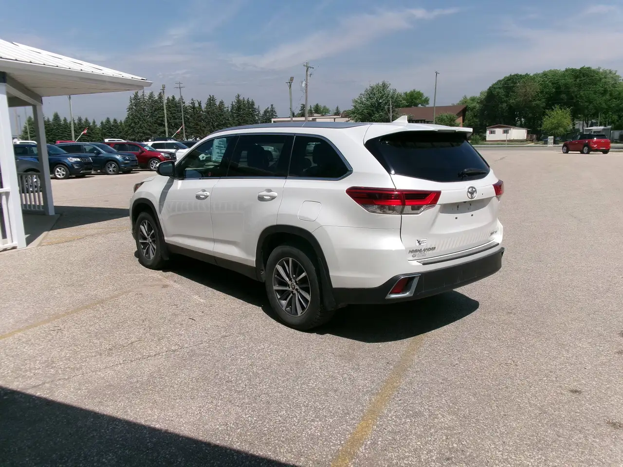 Toyota Highlander снимка Toyota Highlander