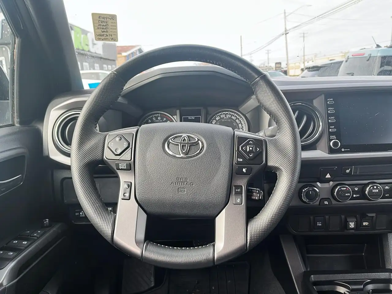 Toyota Tacoma снимка Toyota Tacoma