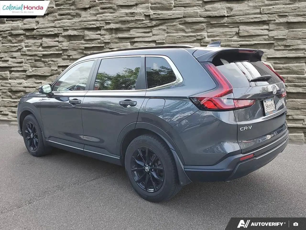 Honda CR-V photo Honda CR-V