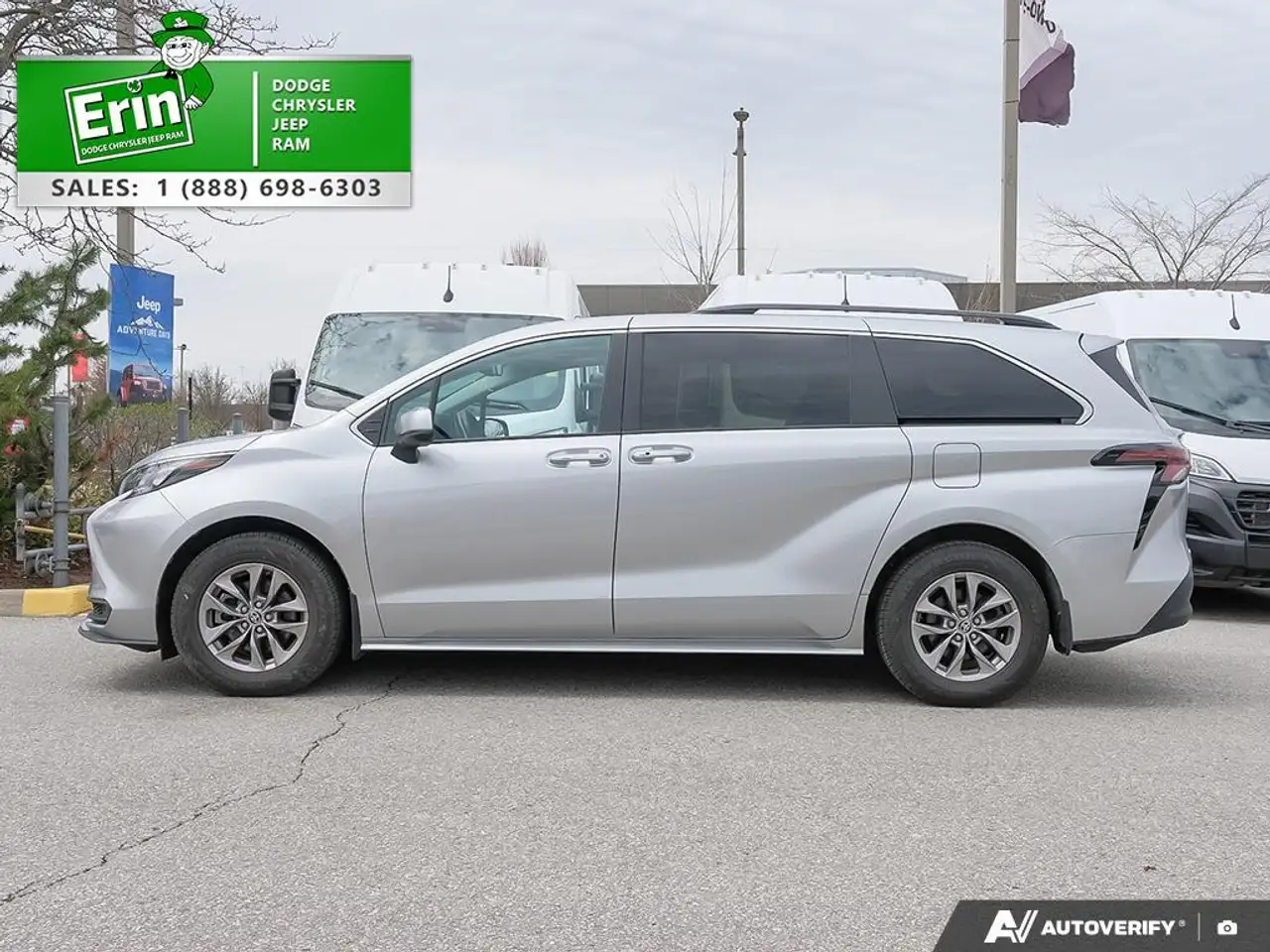 Toyota Sienna fotografie Toyota Sienna