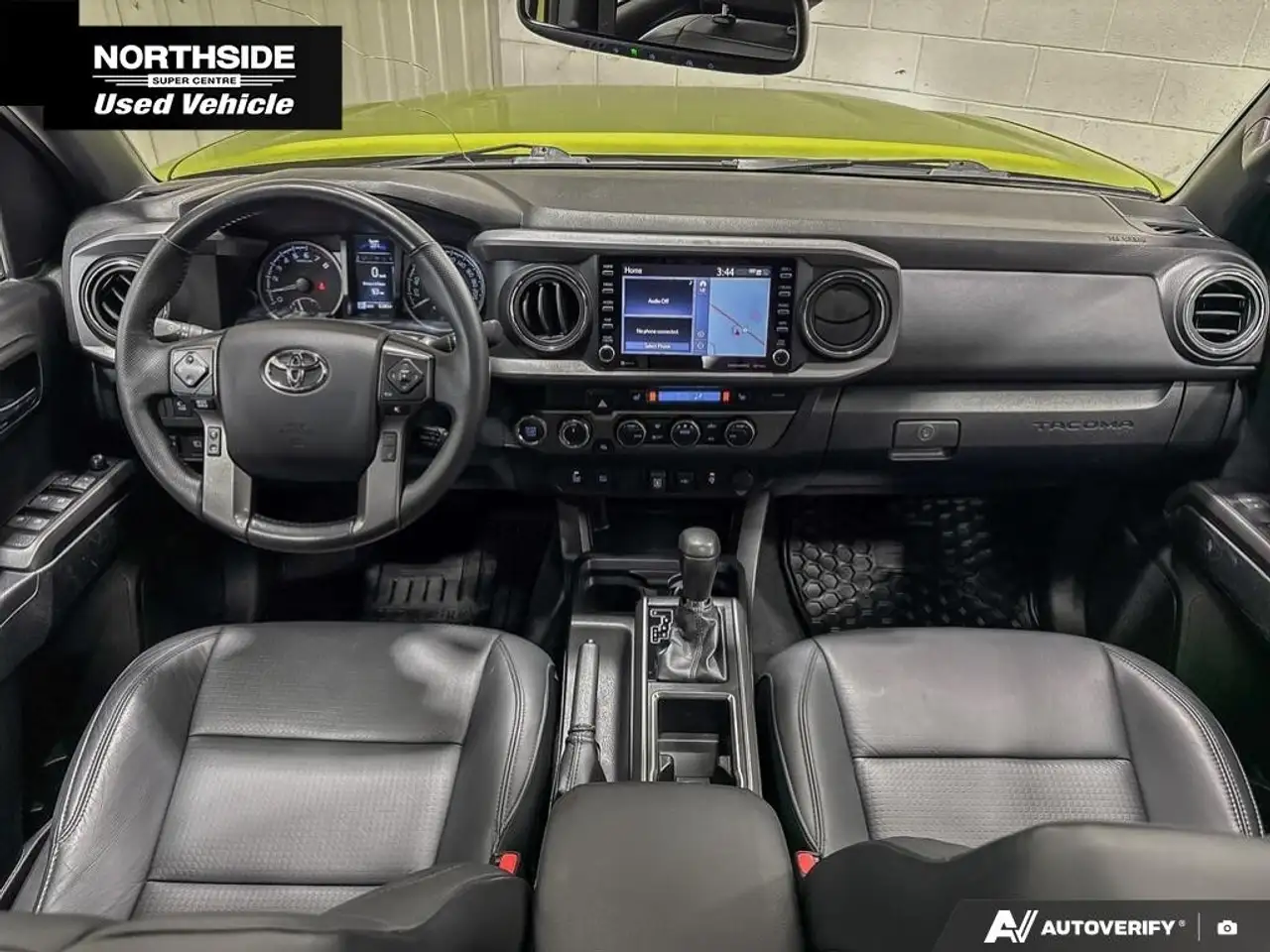 Toyota Tacoma снимка Toyota Tacoma