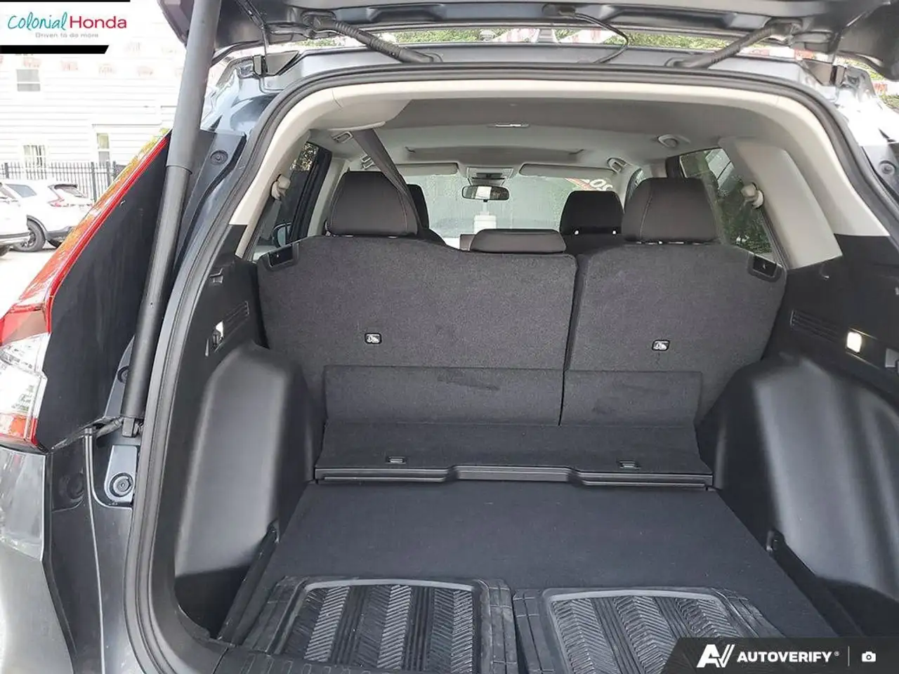 Honda CR-V photo Honda CR-V