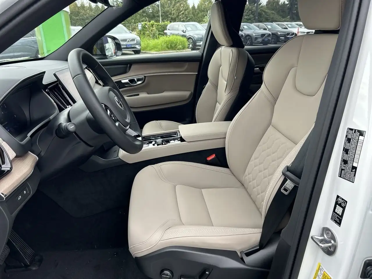 Volvo XC90 снимка Volvo XC90