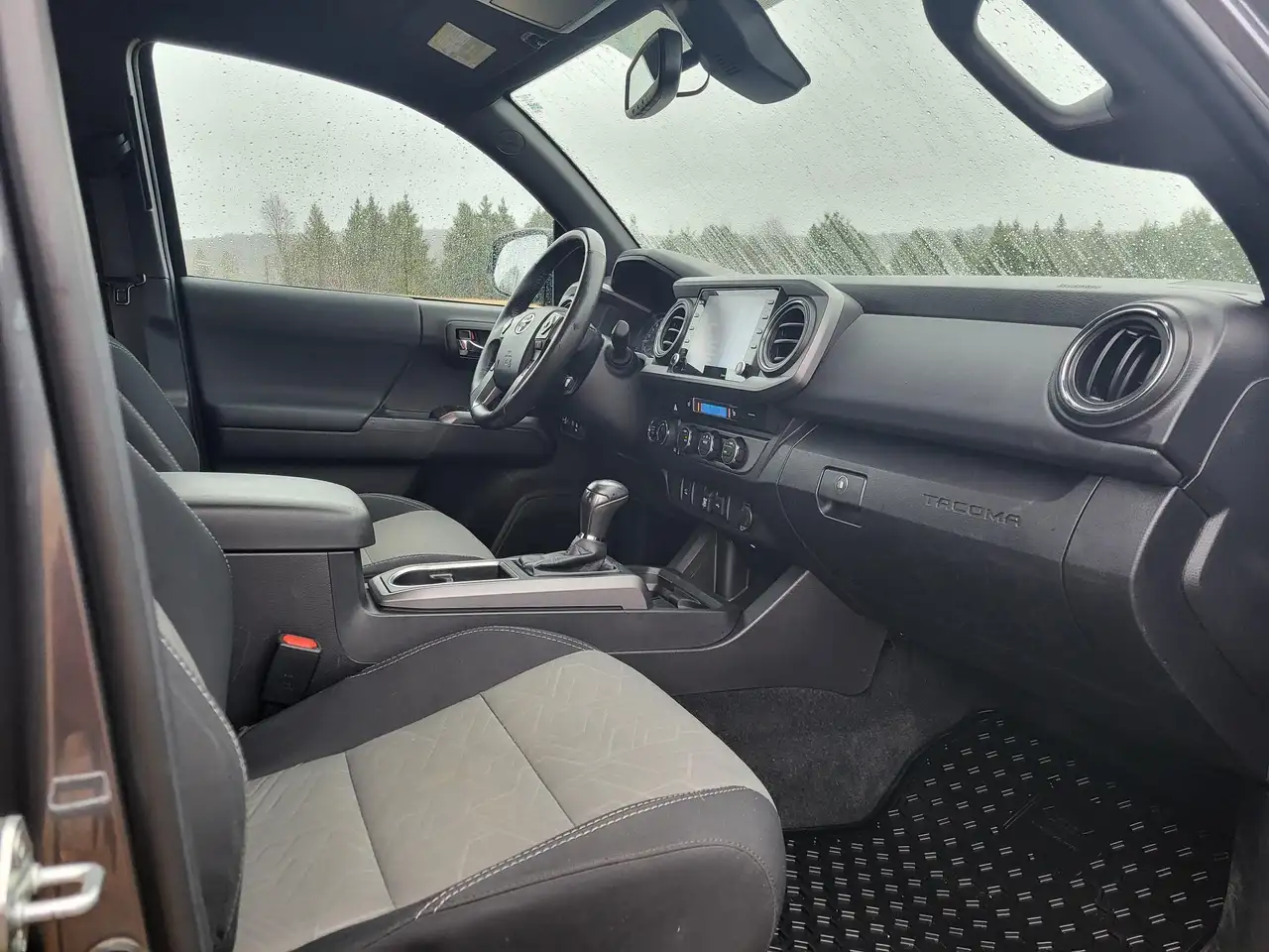 Toyota Tacoma снимка Toyota Tacoma
