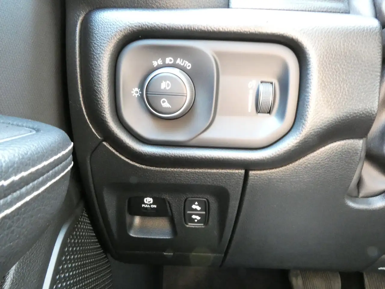 RAM 1500 photo RAM 1500