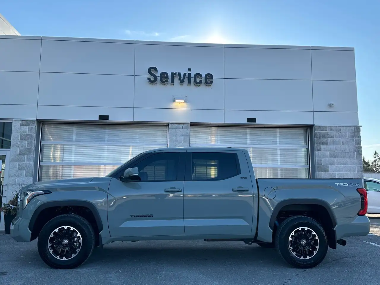 Toyota Tundra снимка Toyota Tundra