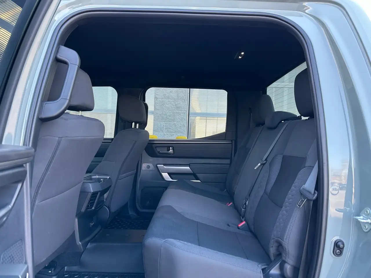 Toyota Tundra снимка Toyota Tundra