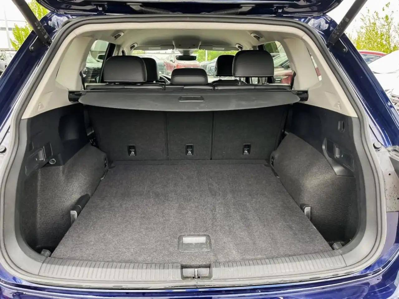 Volkswagen Tiguan photo Volkswagen Tiguan