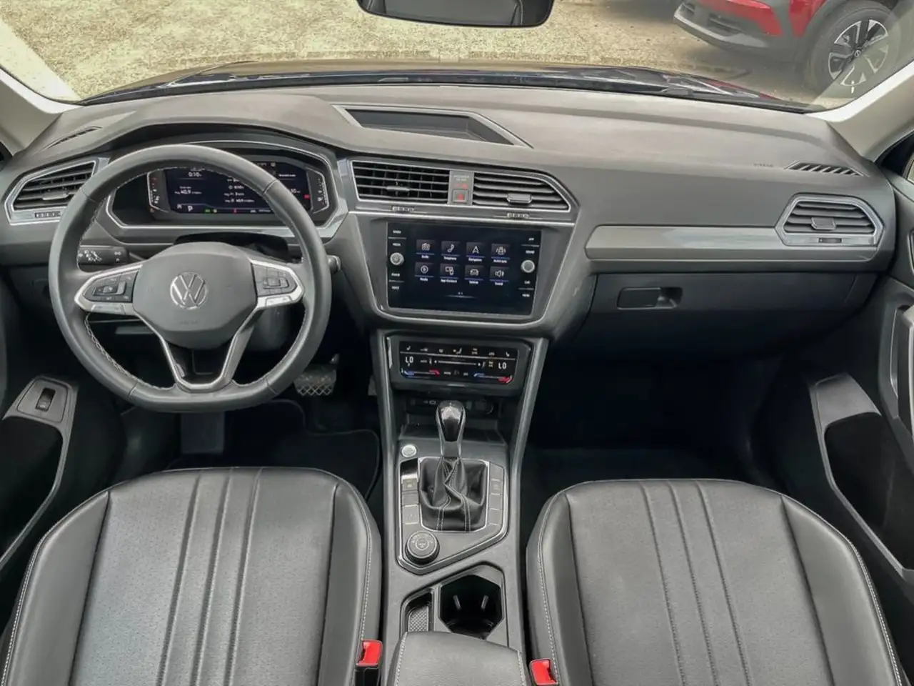 Volkswagen Tiguan photo Volkswagen Tiguan