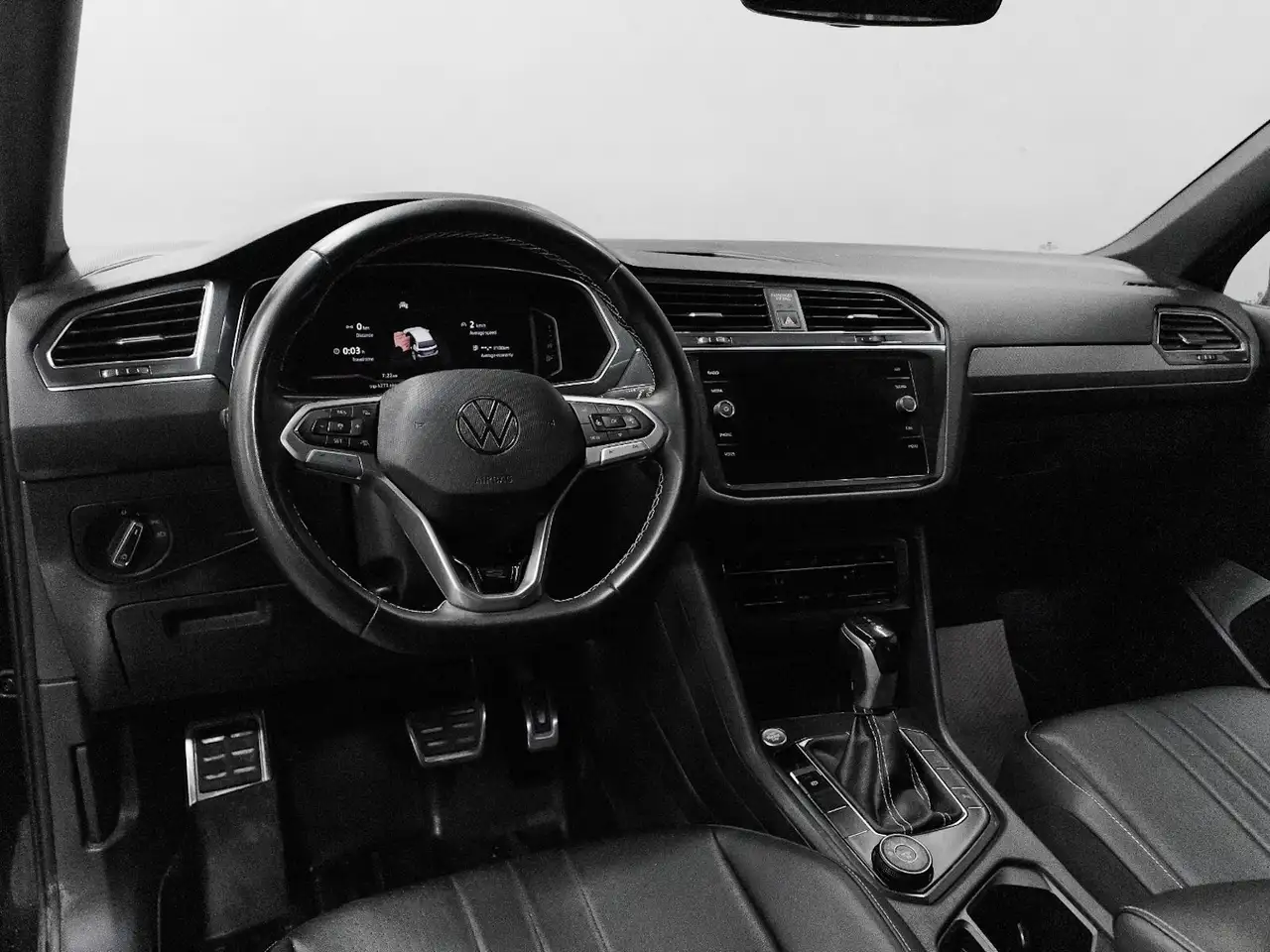 Volkswagen Tiguan снимка Volkswagen Tiguan