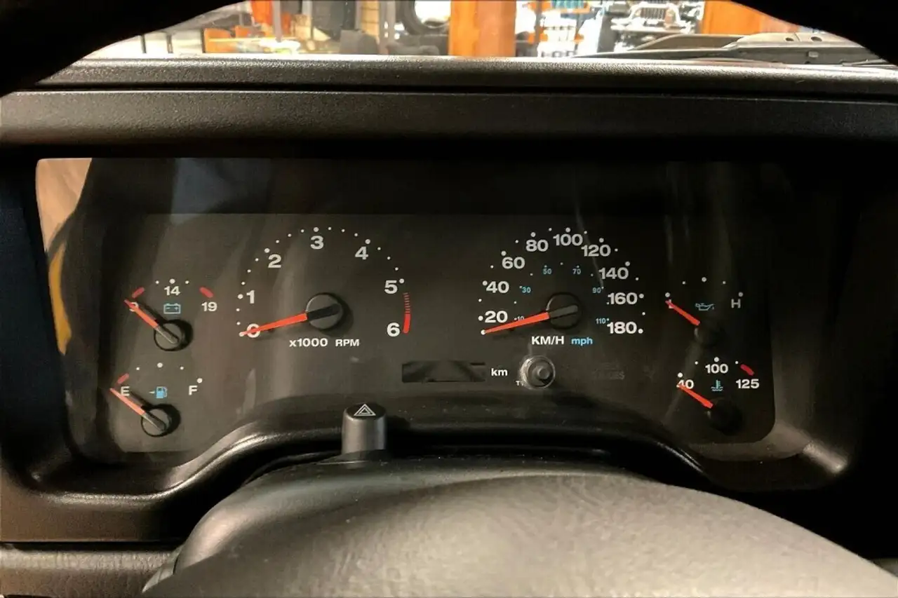 Jeep TJ снимка Jeep TJ