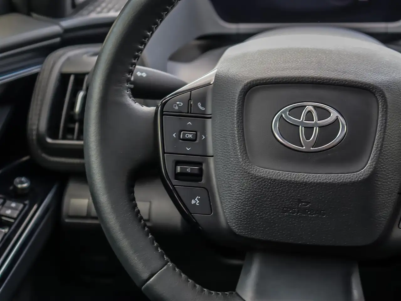 Toyota bZ4X photo Toyota bZ4X