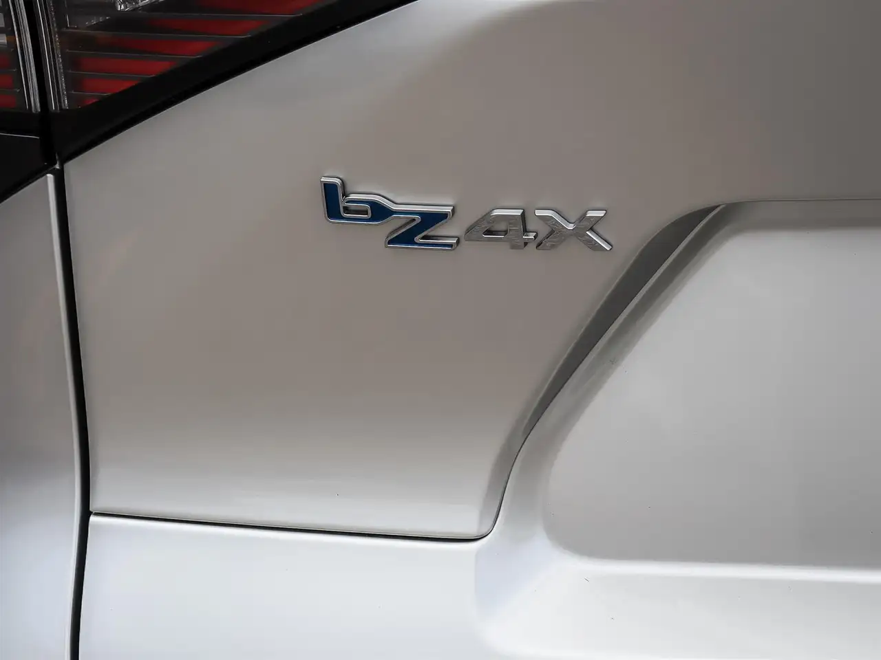 Toyota bZ4X photo Toyota bZ4X