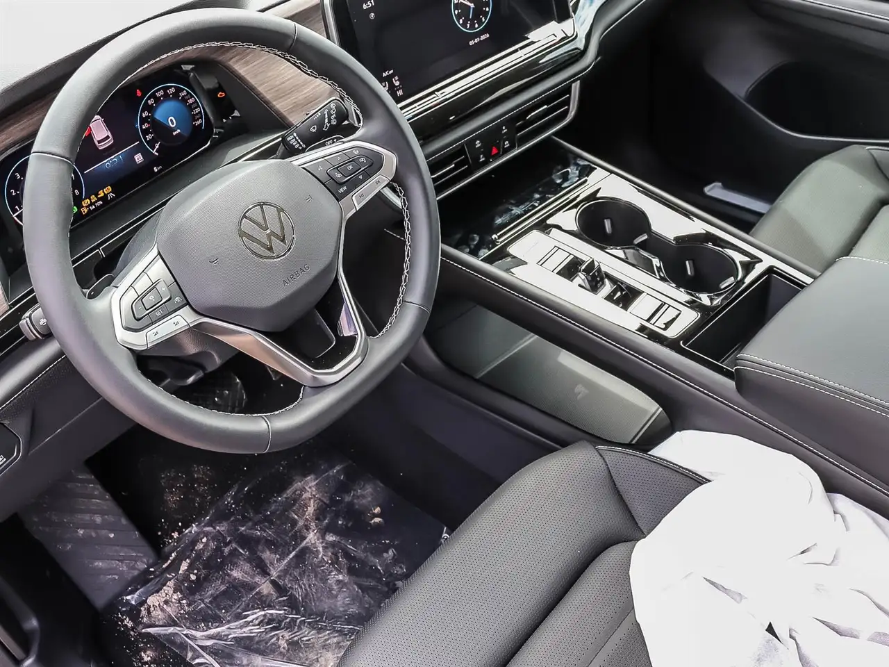 Volkswagen Atlas photo Volkswagen Atlas