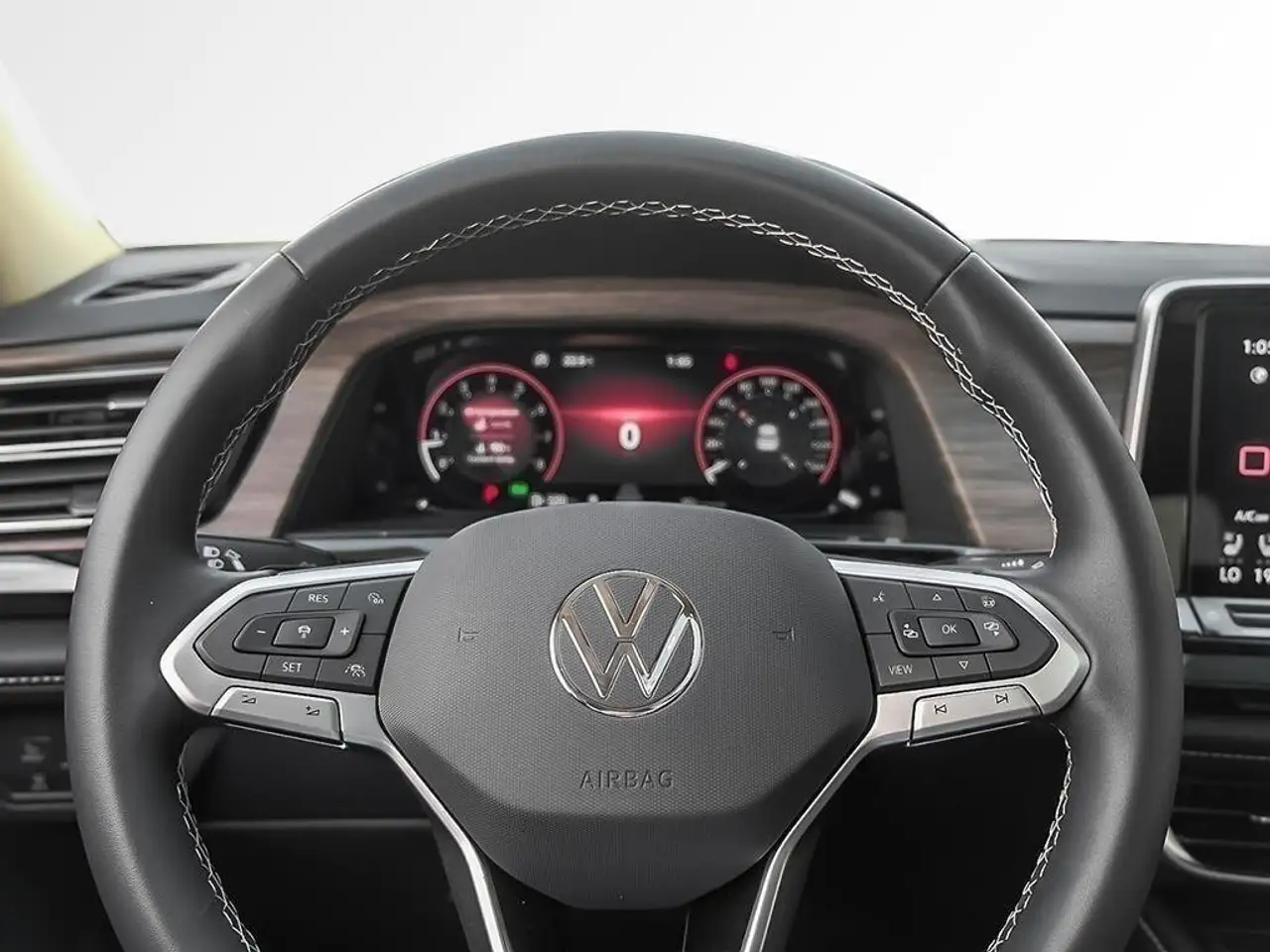 Volkswagen Atlas снимка Volkswagen Atlas
