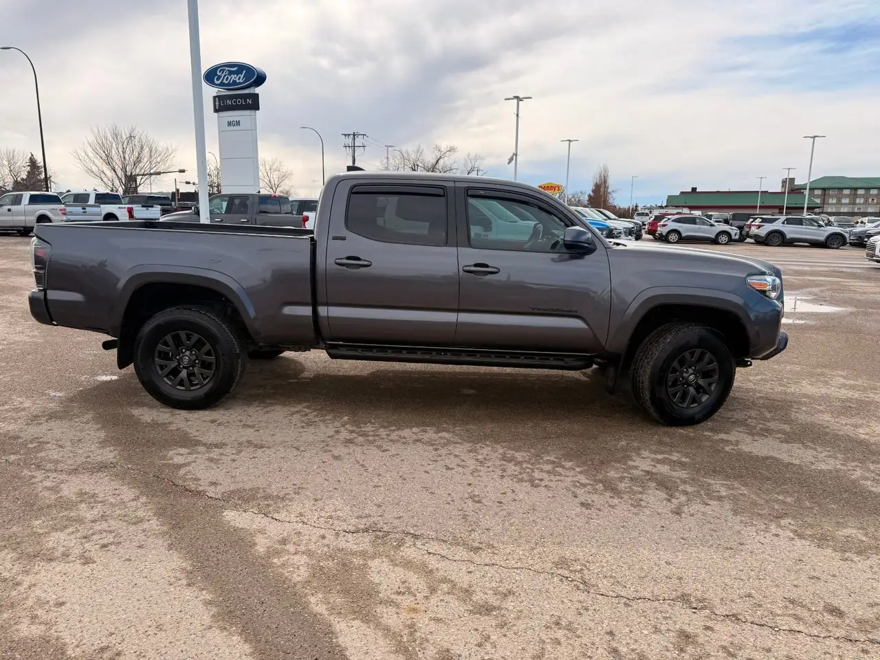 Toyota Tacoma fotografie Toyota Tacoma