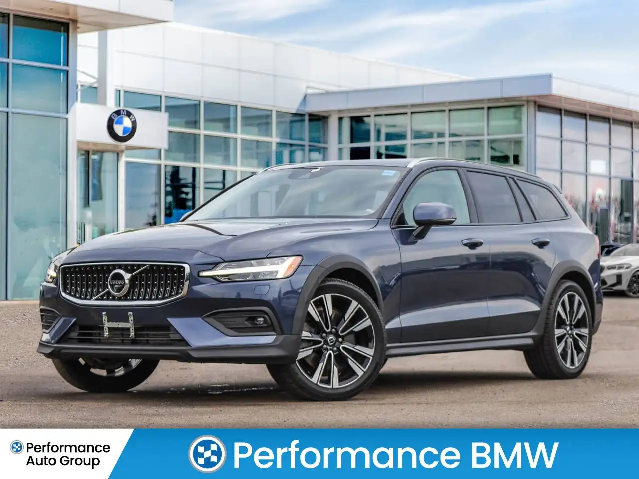 2020 Volvo V60 Cross Country