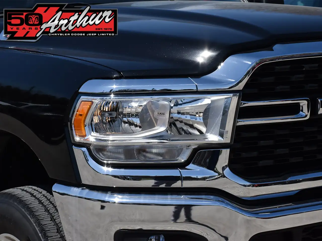 RAM 3500 снимка RAM 3500
