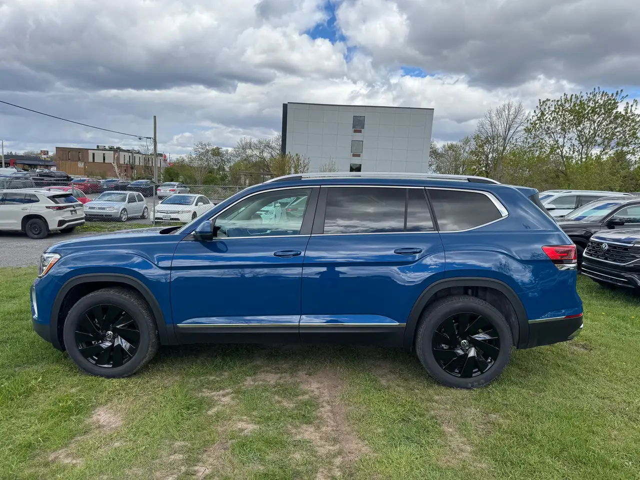 Volkswagen Atlas снимка Volkswagen Atlas
