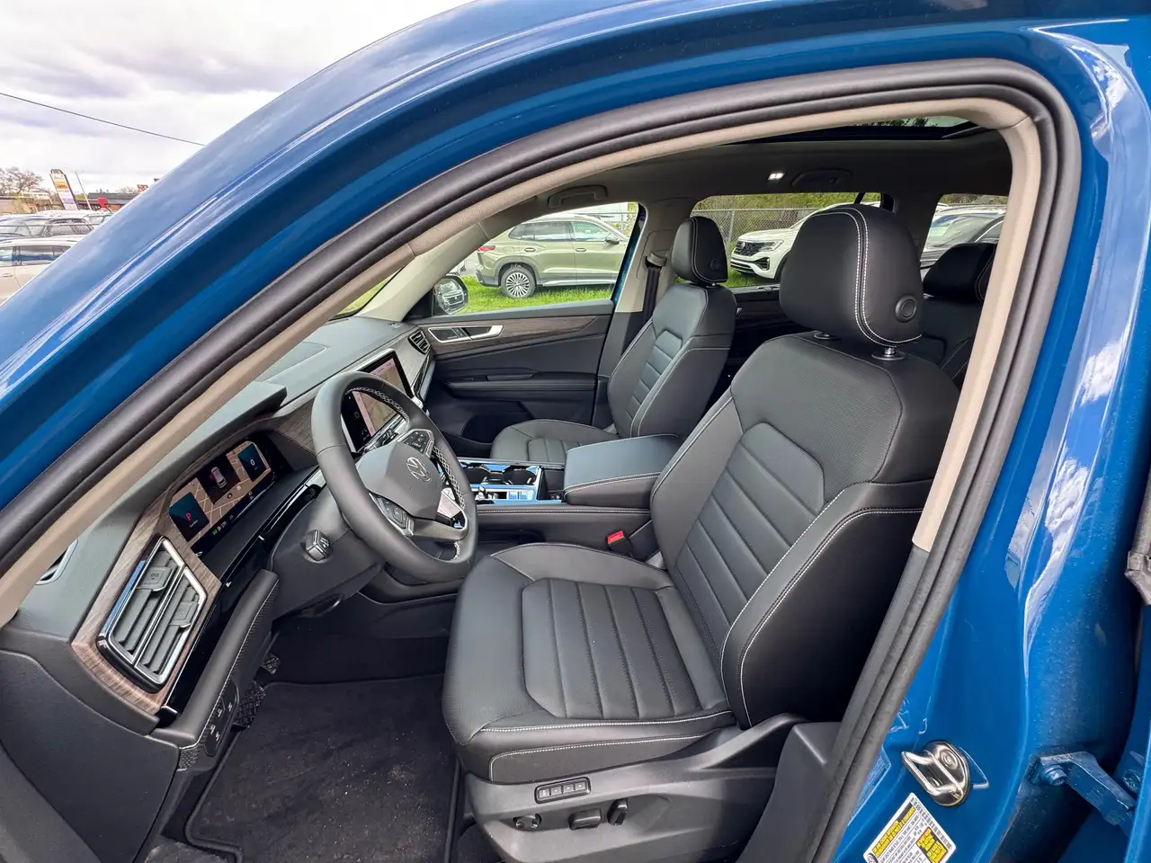 Volkswagen Atlas снимка Volkswagen Atlas