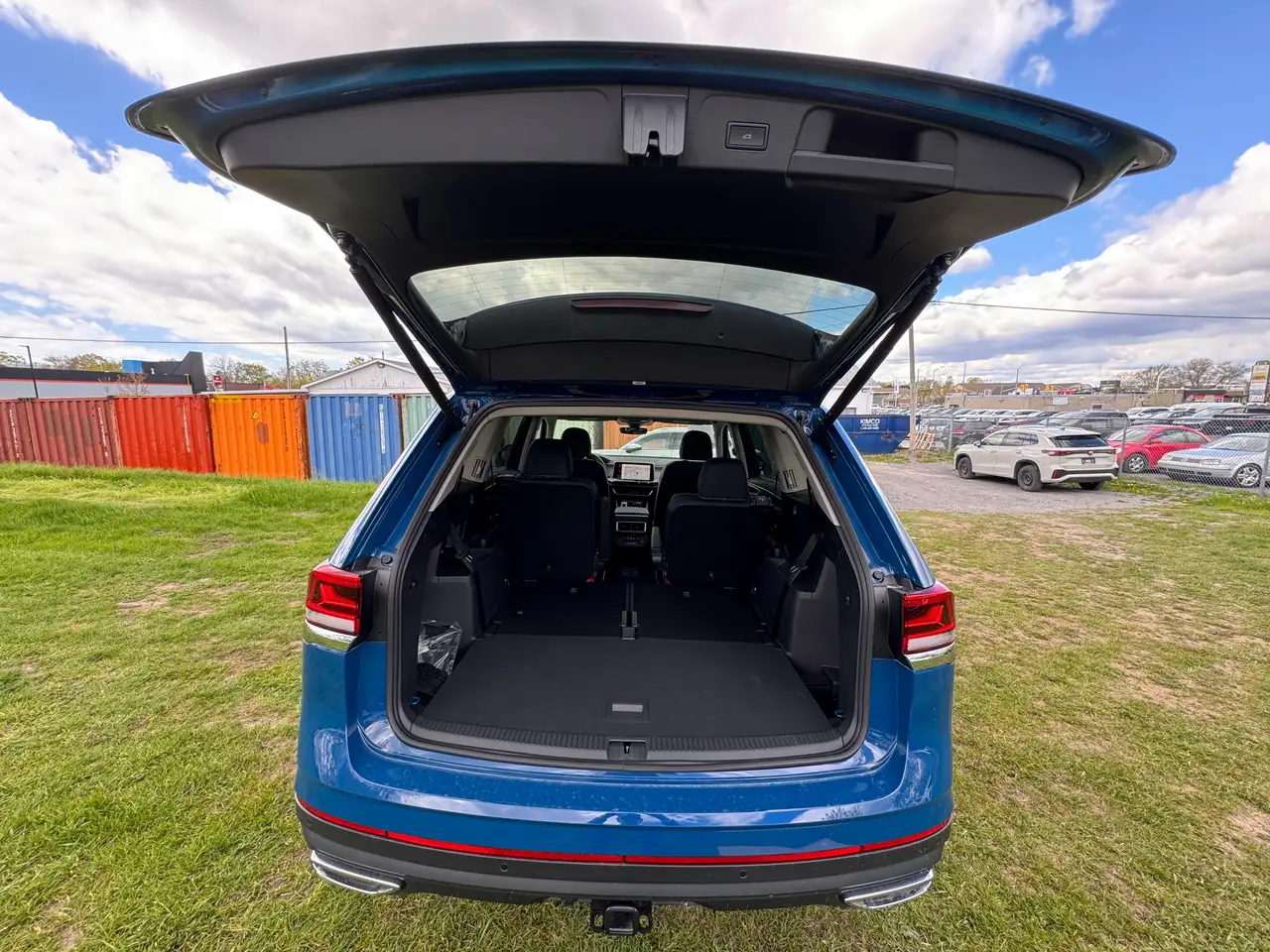 Volkswagen Atlas снимка Volkswagen Atlas