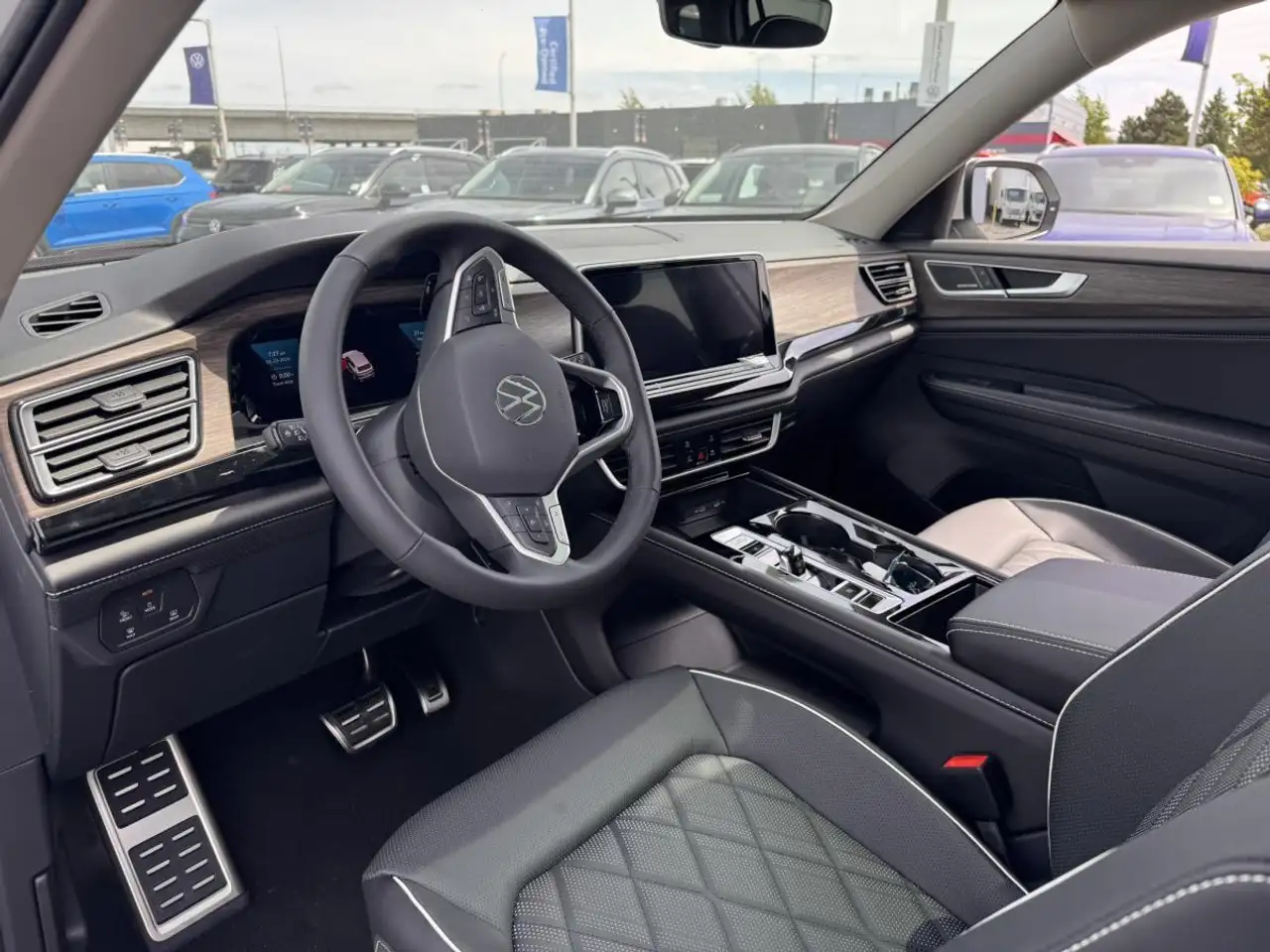 Volkswagen Atlas снимка Volkswagen Atlas