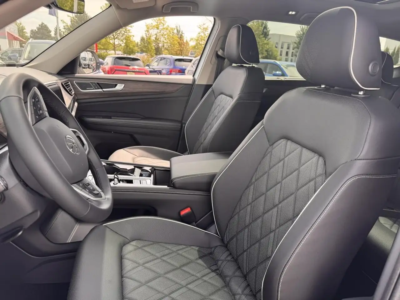 Volkswagen Atlas снимка Volkswagen Atlas