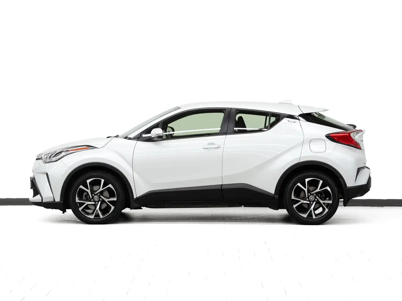 Toyota C-HR fotografie Toyota C-HR