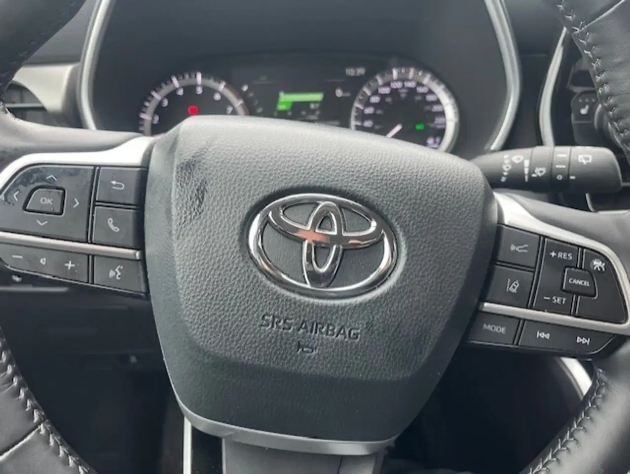 Toyota Highlander photo Toyota Highlander