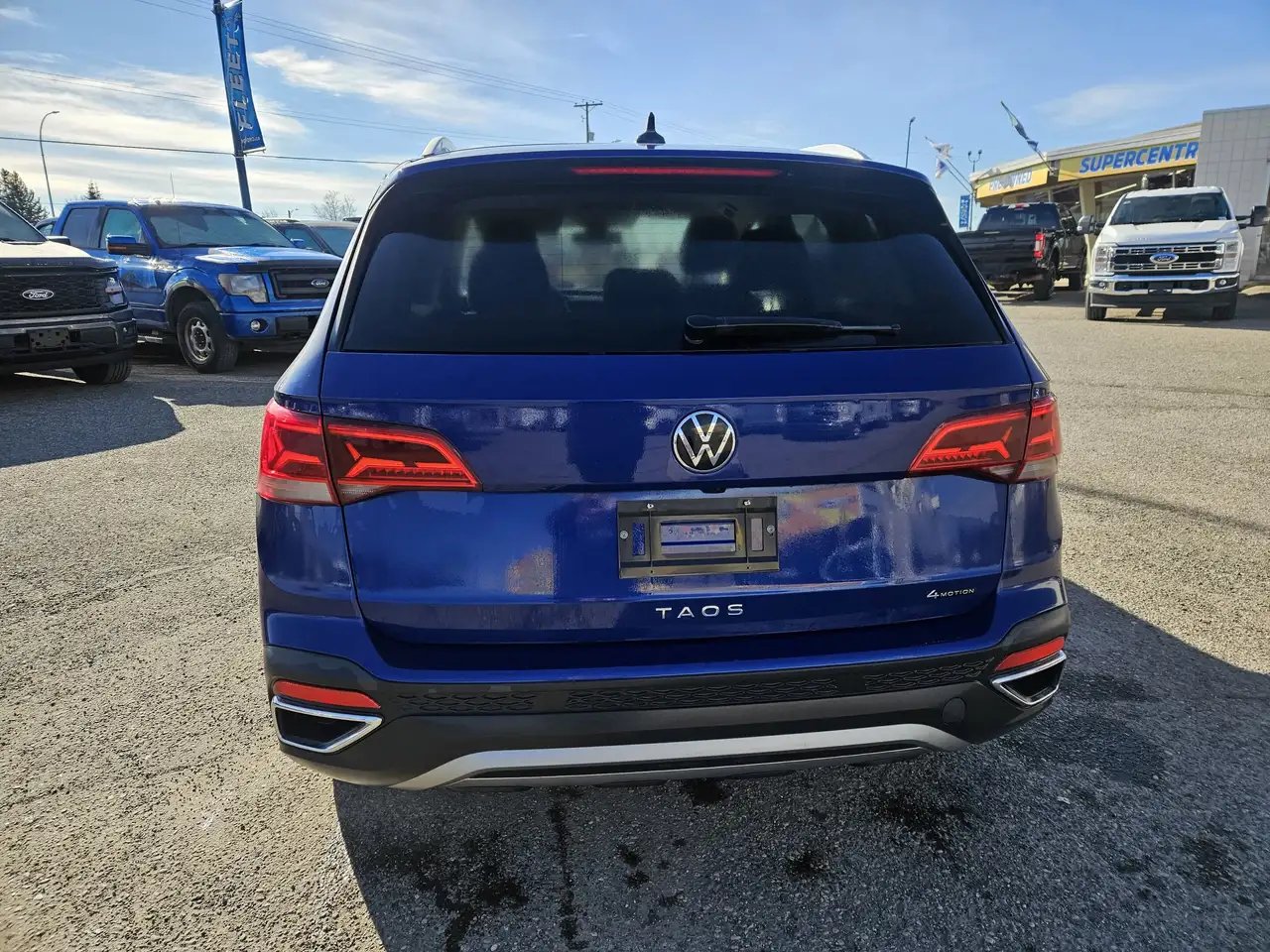 Volkswagen Taos снимка Volkswagen Taos