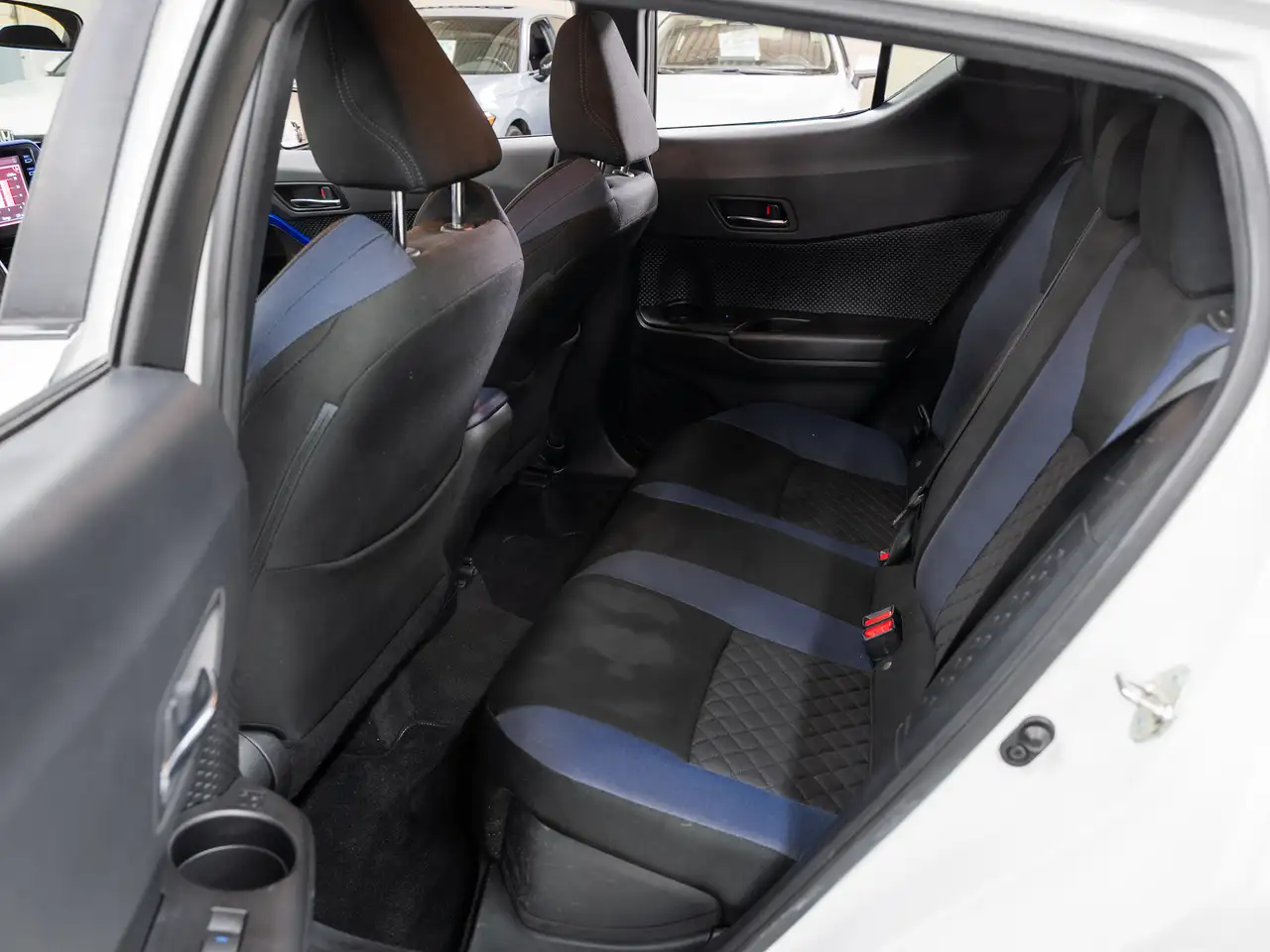 Toyota C-HR fotografie Toyota C-HR